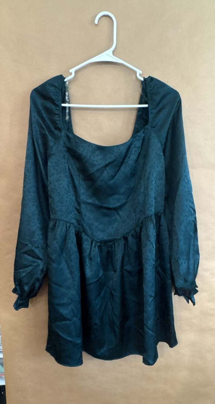 Crystal Doll Dress Size L Dark Green Jacquard Long Sleeve